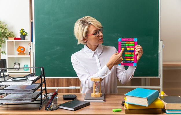 Jak skutecznie przygotować się do egzaminu z matematyki dzięki nowoczesnym metodom nauczania